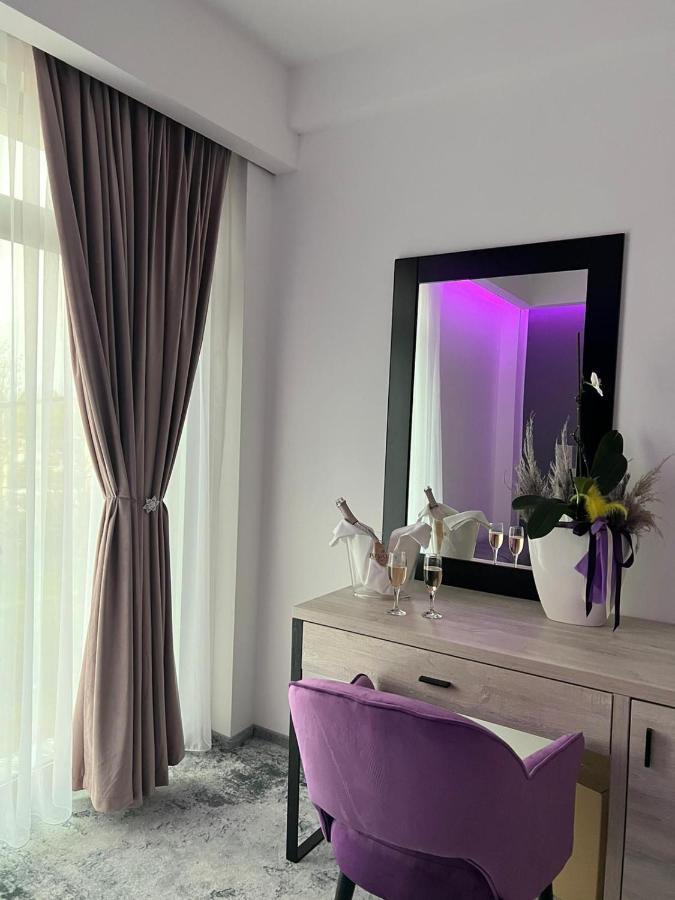 Majestic Boutique Hotel Adult Only 바일레펠릭스 외부 사진