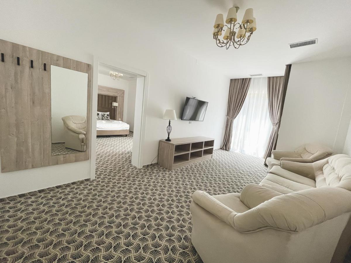 Majestic Boutique Hotel Adult Only 바일레펠릭스 외부 사진