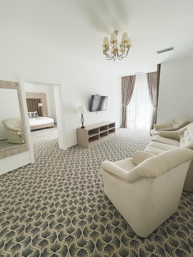 Majestic Boutique Hotel Adult Only 바일레펠릭스 외부 사진