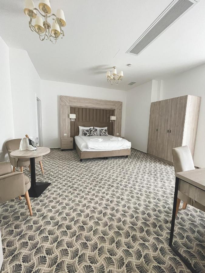 Majestic Boutique Hotel Adult Only 바일레펠릭스 외부 사진