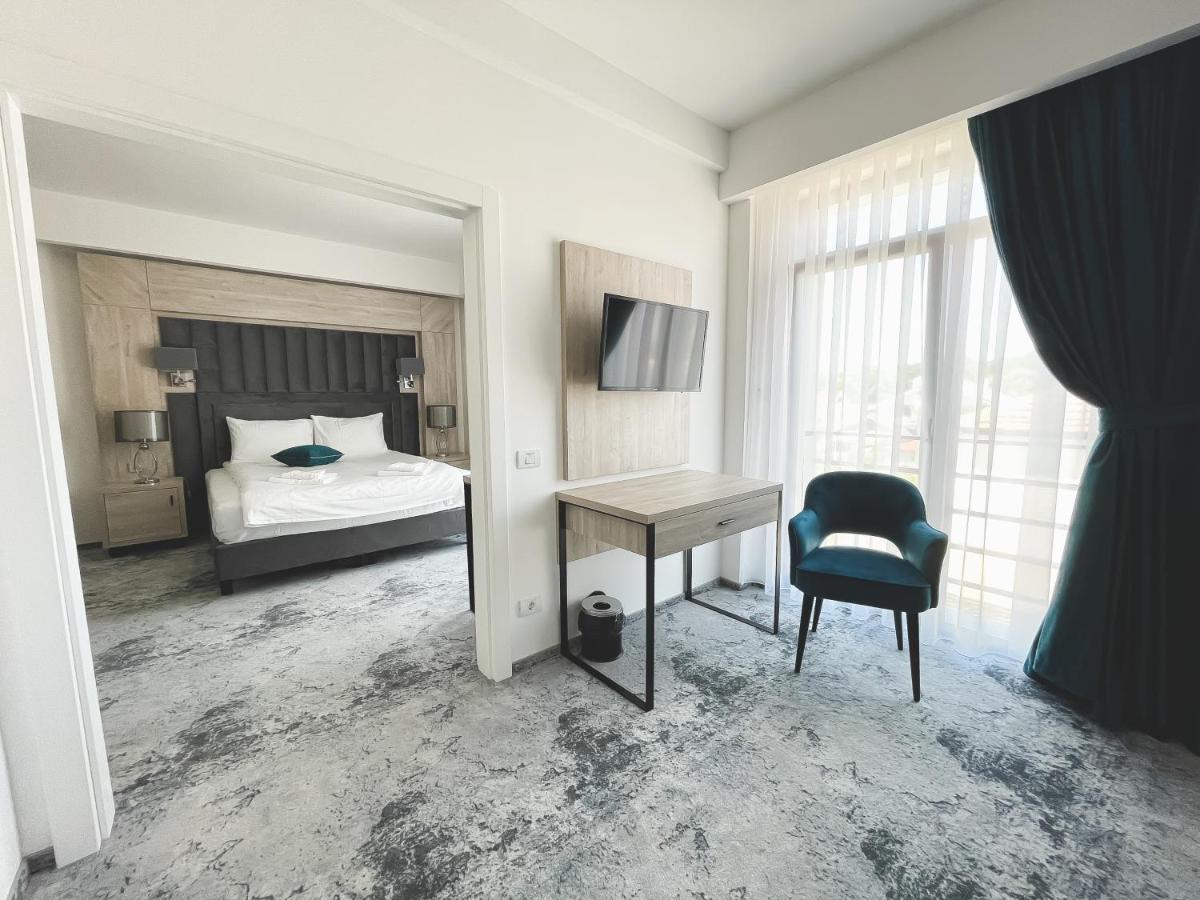 Majestic Boutique Hotel Adult Only 바일레펠릭스 외부 사진