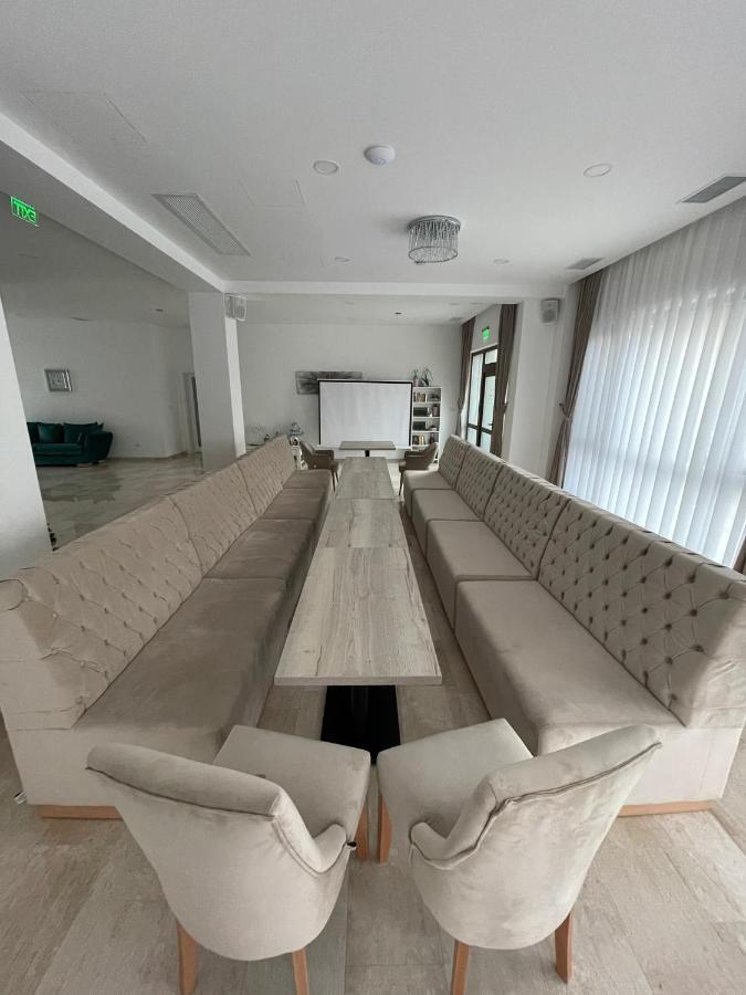 Majestic Boutique Hotel Adult Only 바일레펠릭스 외부 사진