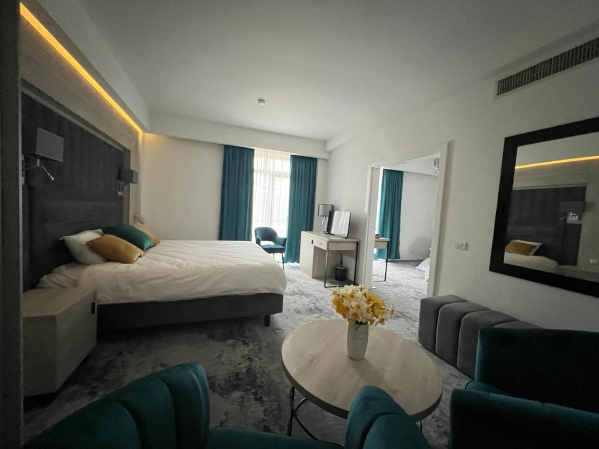 Majestic Boutique Hotel Adult Only 바일레펠릭스 외부 사진