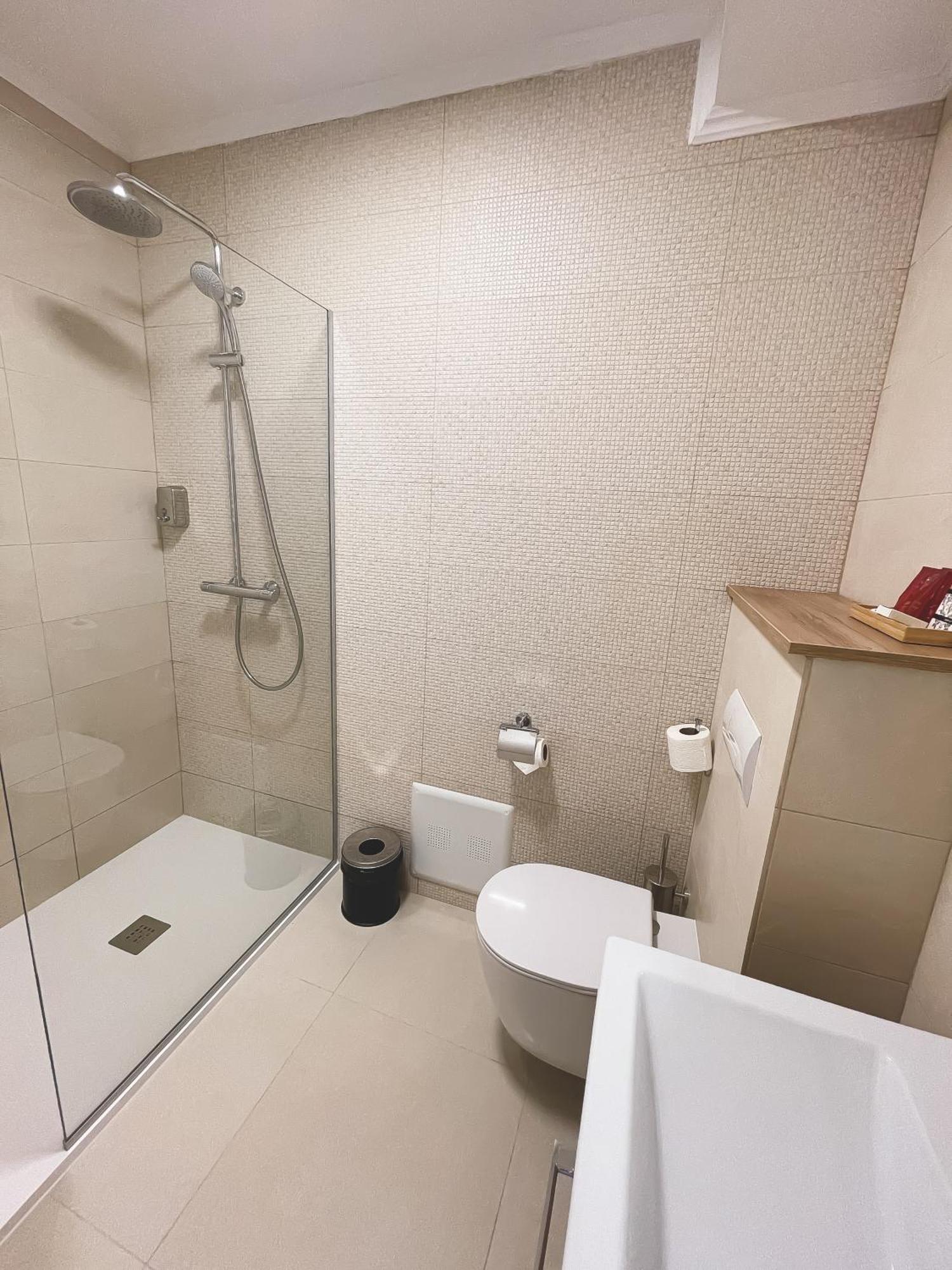 Majestic Boutique Hotel Adult Only 바일레펠릭스 외부 사진